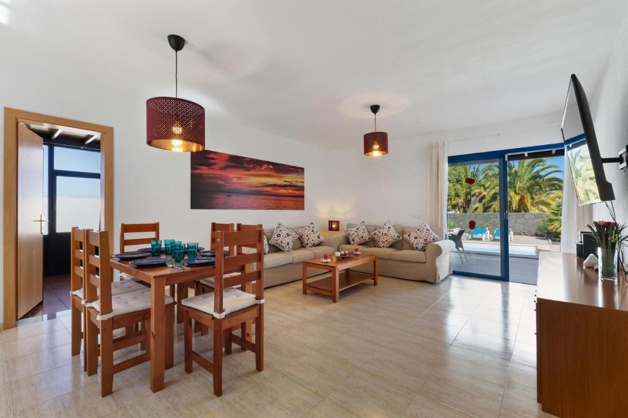 Villa Soleada - Vipvipvillas Плая Бланка Екстериор снимка